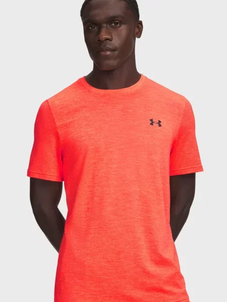 Футболка Under Armour червона