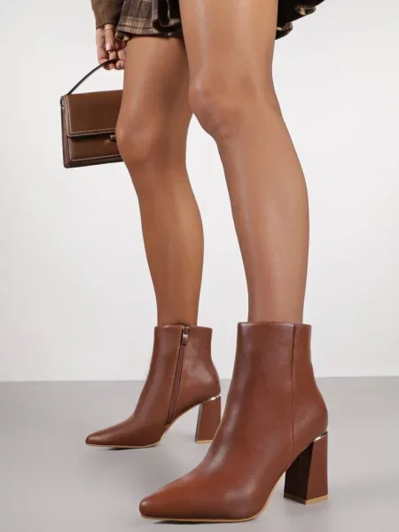 Botine Illvine maro