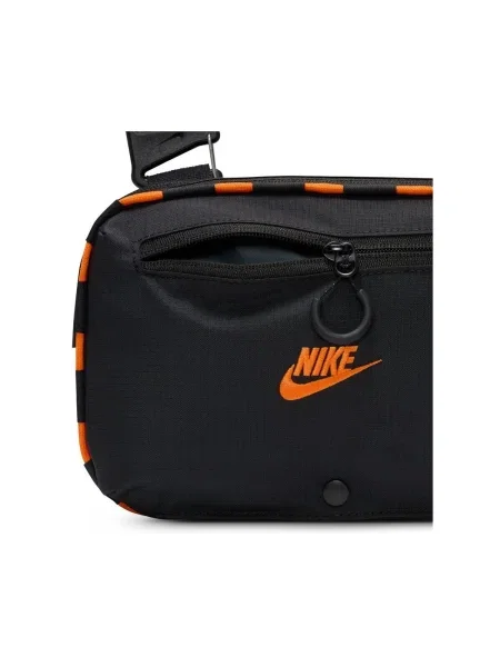Geantă Nike