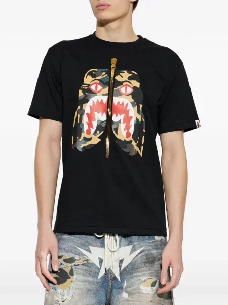 Тениска A Bathing Ape® с принт с тигров принт черно