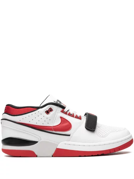 Маратонки Nike бяло
