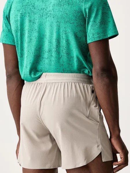 Sport rövidnadrág Under Armour bézs