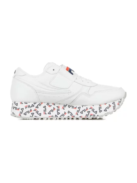 Sneakersy Fila na koturnie na ramiączkach białe