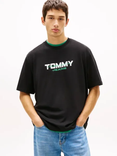 Tommy Jeans Tricou | Relaxed fit negru