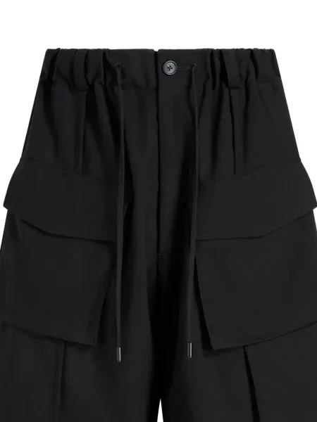 Pantaloni scurți cargo Public School negru