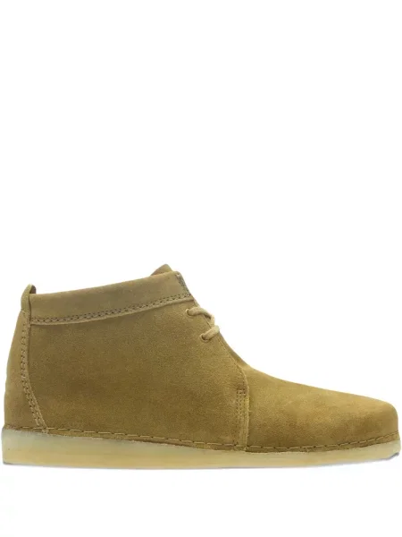 Botine Clarks din piele de căprioară maro