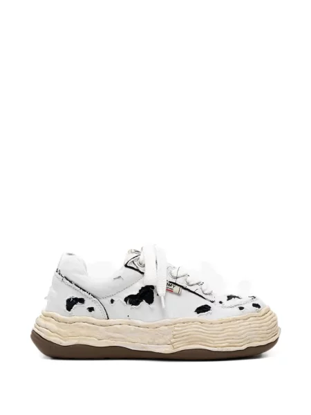 Sneakerși Maison Mihara Yasuhiro rupți din canvas alb