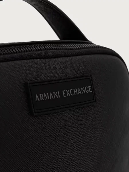 Τσάντα Armani Exchange με αυτόγραφο μαύρο