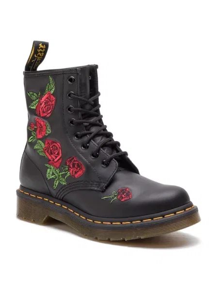Auliniai batai Dr. Martens juoda