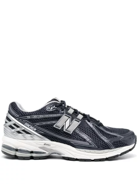Маратонки New Balance черно