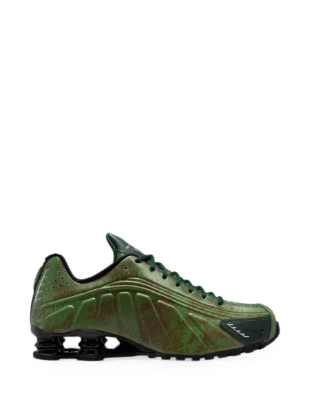 Sneakerși Nike Air Jordan retro alergare alb