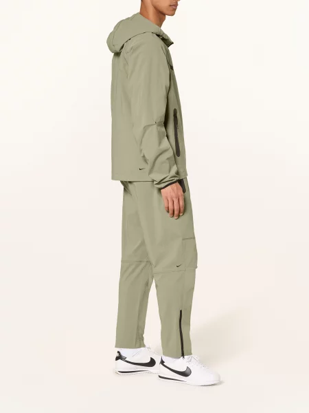 Nike Bunda Tech olivová černá