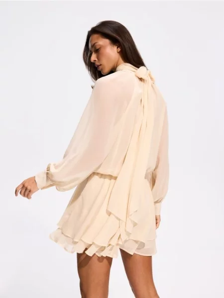 Reserved Rochie mini din șifon crem