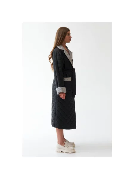 Стьобане пальто-халат Estro чорне