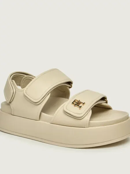 TOMMY HILFIGER Szandálok bézs