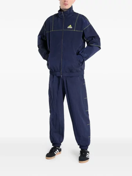 Dlouhé běžecké boty Adidas Terrex s krátkými rukávy s výstřihem do v černé