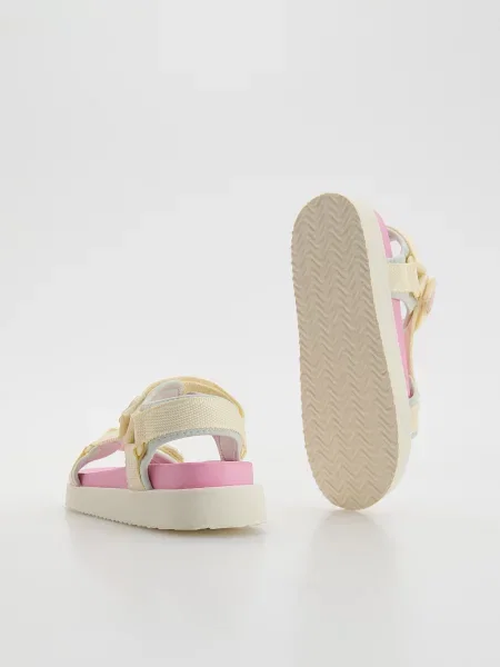 Босоножки Reserved