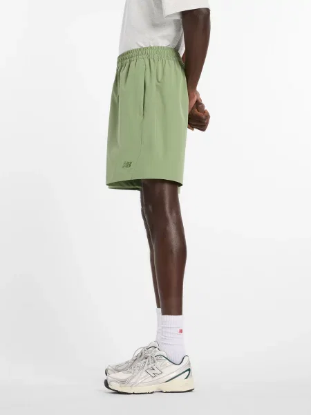Спортивные шорты New Balance зеленые