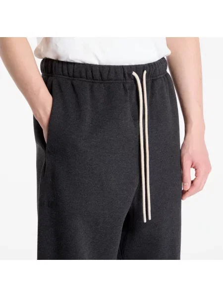 Klasične hlače Fear Of God Essentials iz flisa siva