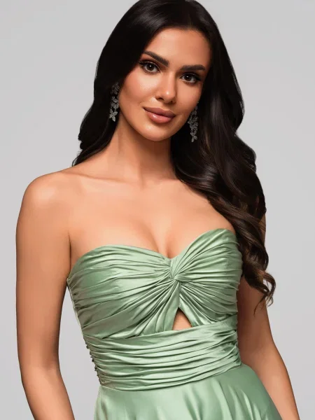 Rochie de seară Edoti de costum verde