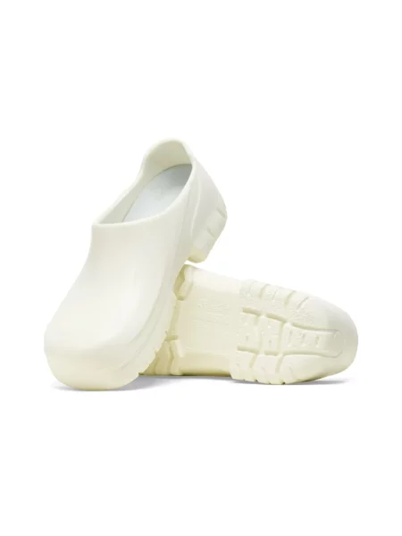 Chodaki Birkenstock białe