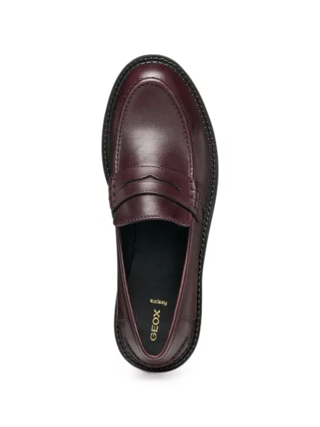 Pantofi loafer Geox din piele roșu