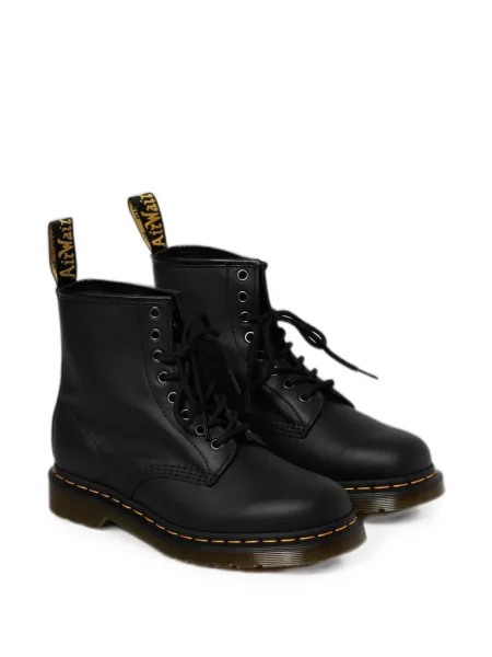 Боти Dr. Martens с връзки с дантела черно