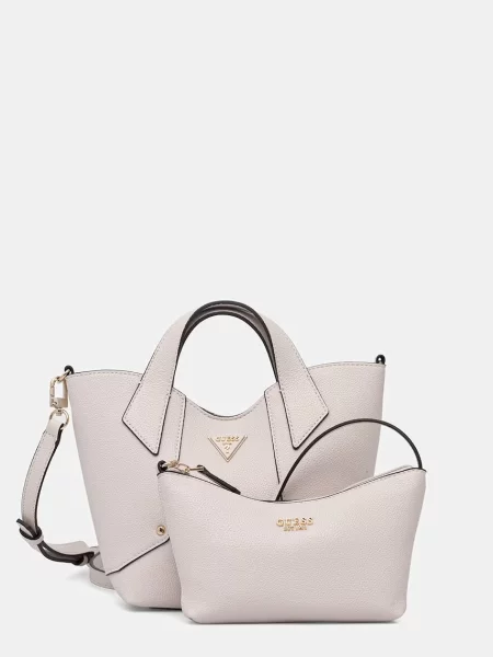 Кожаная сумочка Guess