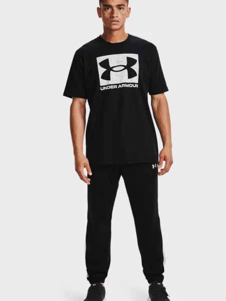 Спортивна футболка Under Armour чорна