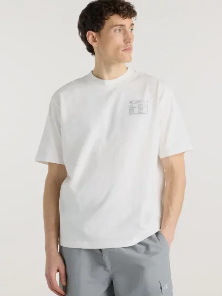 Футболка New Balance біла