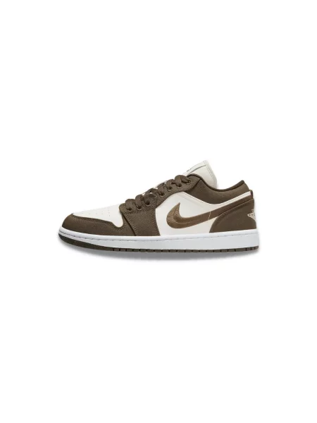 Tenisky Nike hnedá