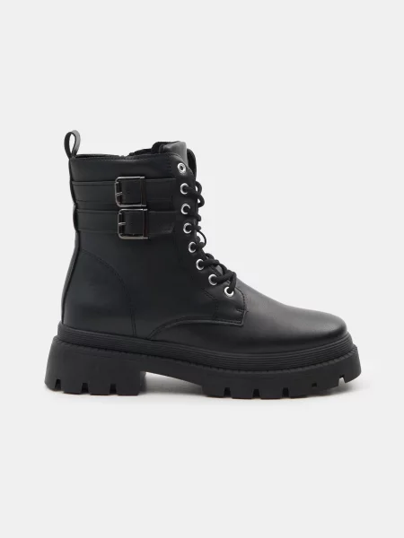 Кожаные ботинки Sinsay черные