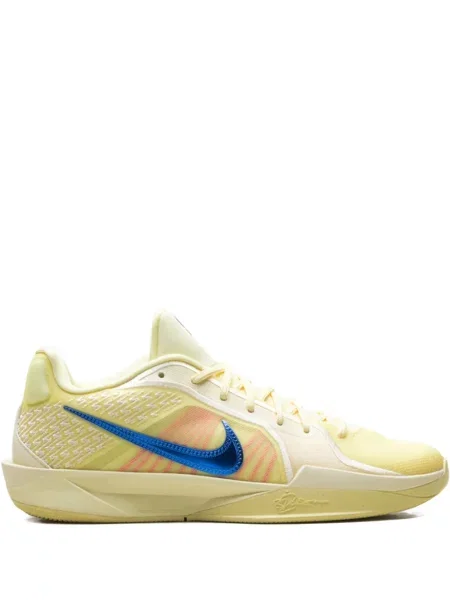 Sneakerși Nike galben