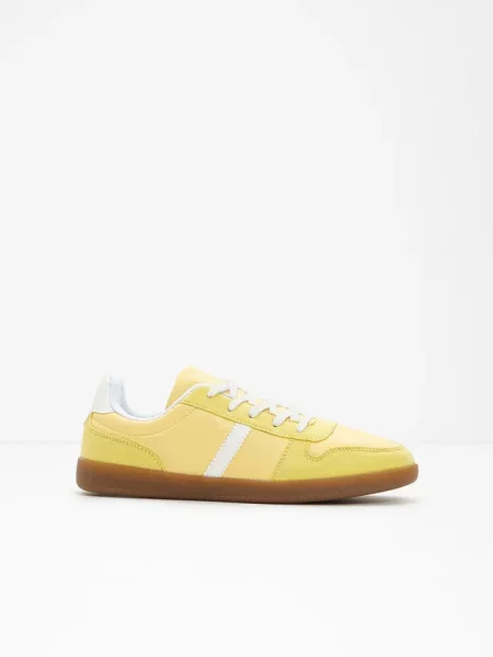 Sneakersy w stylu retro żółte