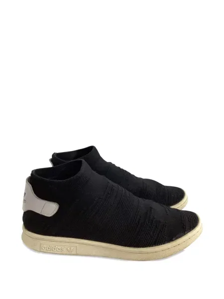 Top Adidas cu dungi cu imagine lung alb