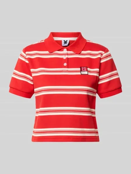 Koszulka polo o krótkim kroju z naszywką z logo Karo Kauer czerwona