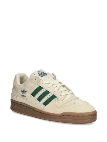 Pruhované slip on tenisky Adidas Campus s výšivkou bílé