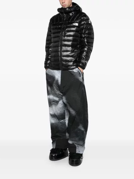 Geacă cu puf The North Face cu glugă negru
