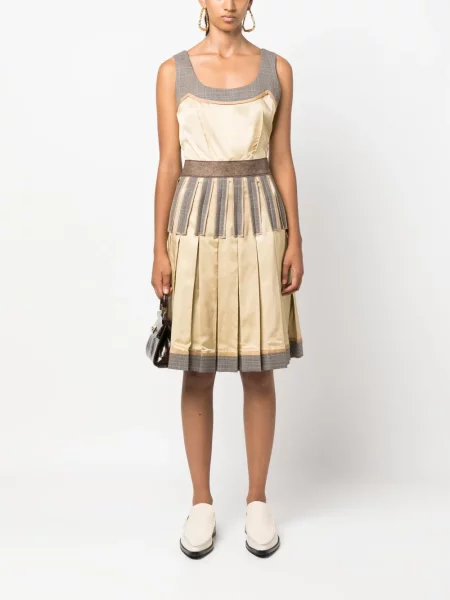 Suknele Moschino