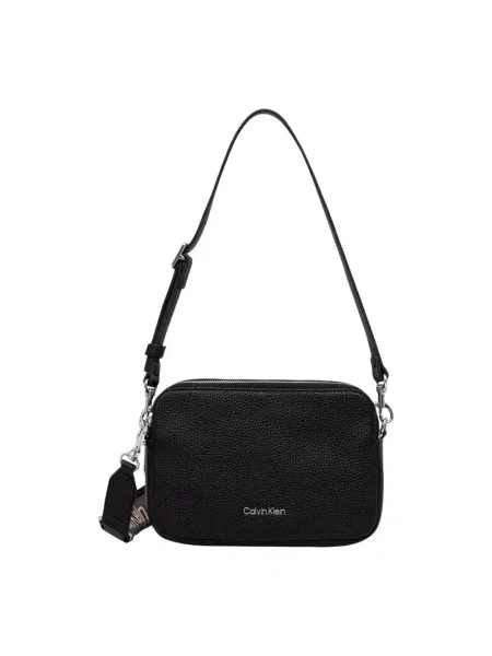 Torebka crossbody Calvin Klein skórzana na ramiączkach czarna
