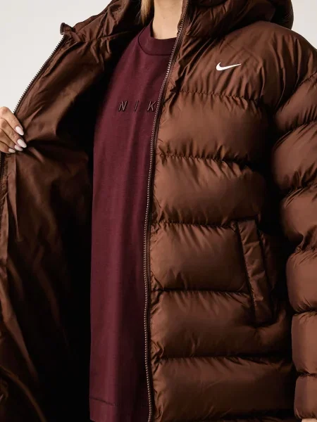 Steppelt dzseki Nike Sportswear barna