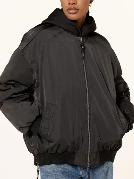Péřová bunda Parajumpers černá