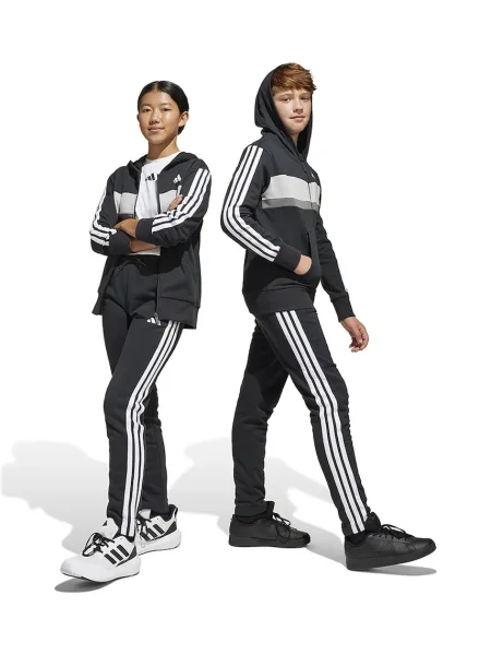 Детский спортивный костюм Adidas
