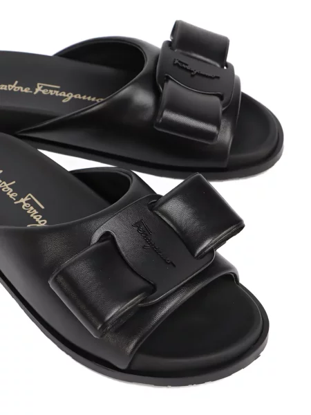 Sandale Ferragamo cu funde fără toc negru