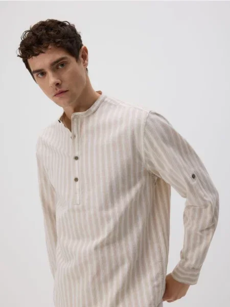 Reserved Cămașă regular cu conținut ridicat de in multicolor