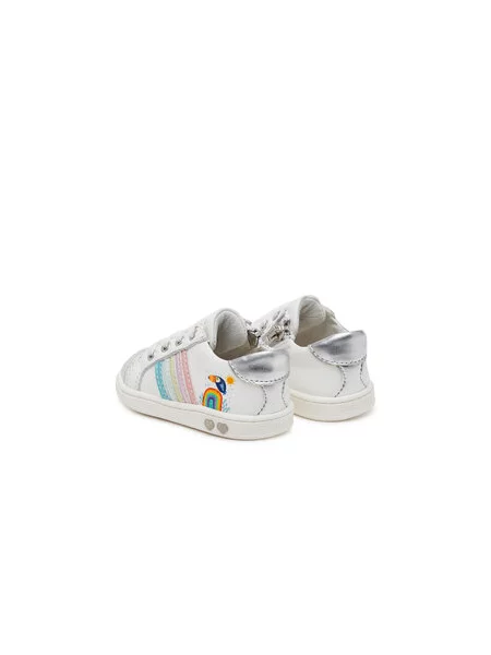 Sneakersy Primigi bílé
