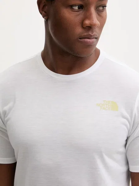 Футболка The North Face