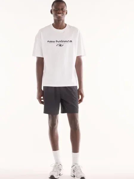 Футболка New Balance біла