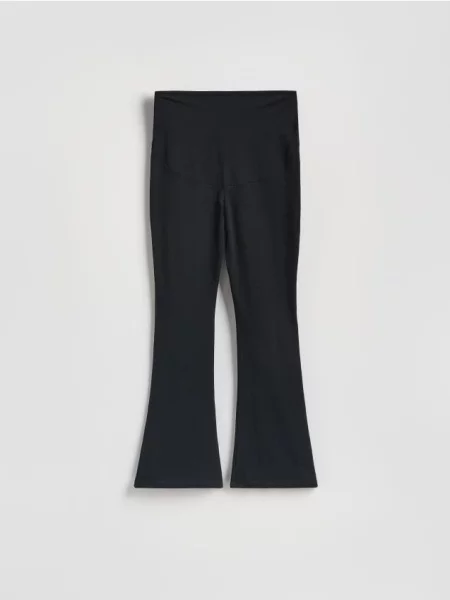 Reserved Legginsy flare czarny