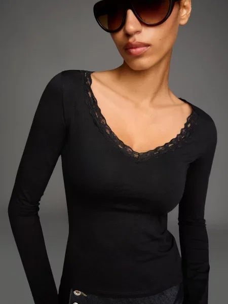 Bershka Koszulka Z Długim Rękawem I Koronką Kobieta M czarny